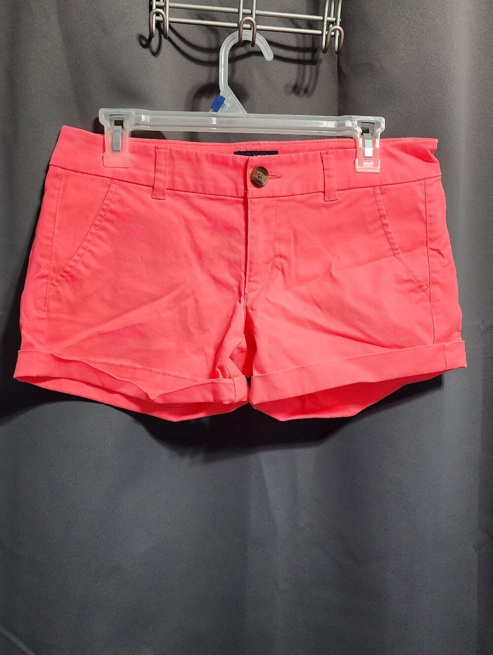 American Eagle Bright Hot Pink Cuffed Midi Chino Shorts Size 6